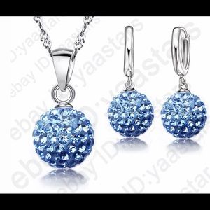 ❤️ $10 or 2/$15!!!  BEAUTIFUL BLUE NECKLACE SET.